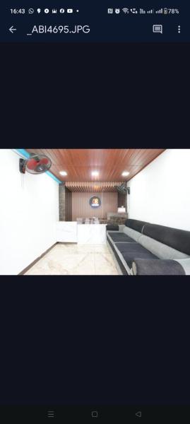 Oak Breeze Residency